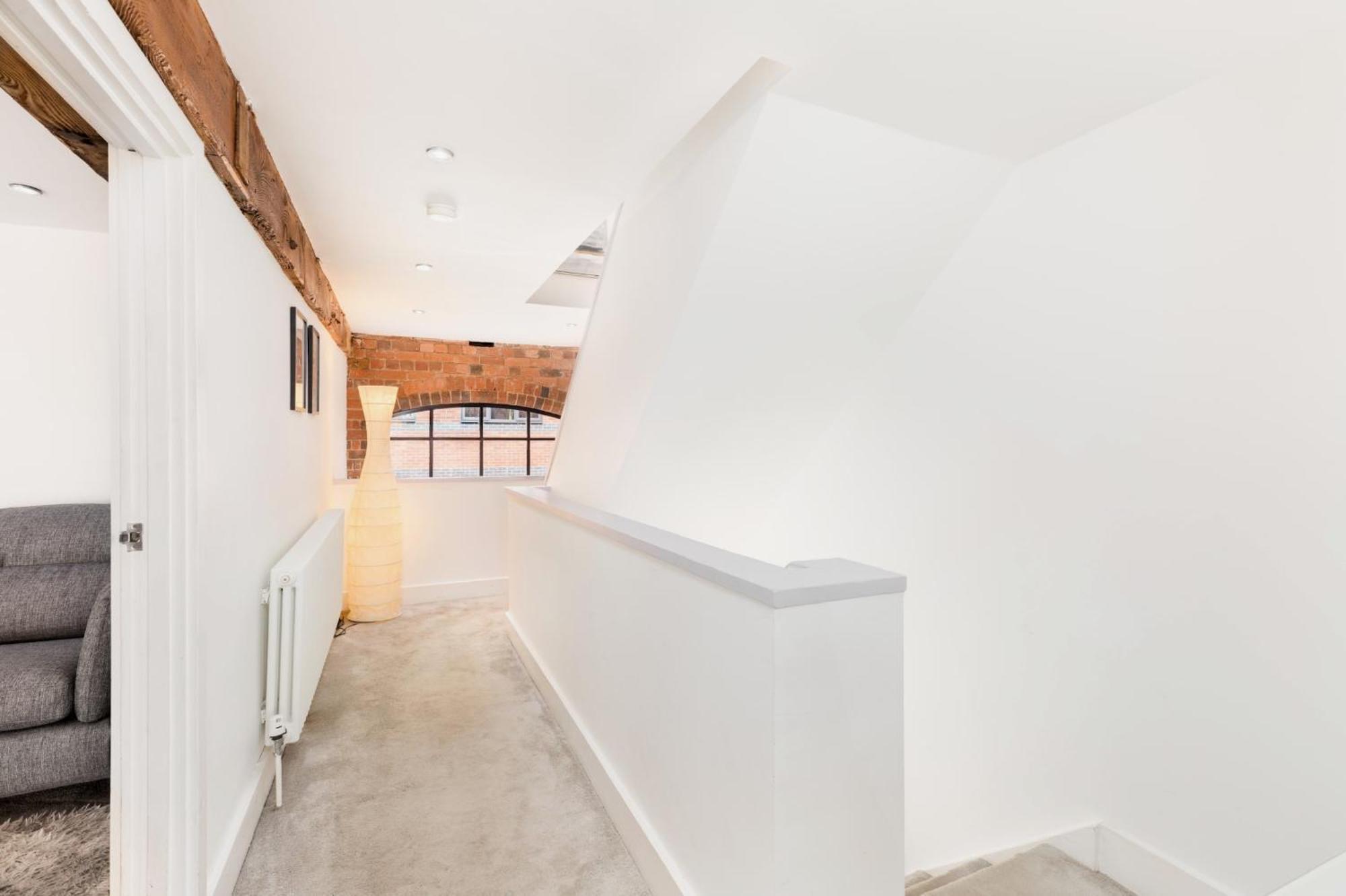High End Luxury Townhouse In Jq, 4 Bedrooms, Flat Screen Tv In All Rooms, Free Parking, Near Birmingham City Centre Deposit Required Esterno foto